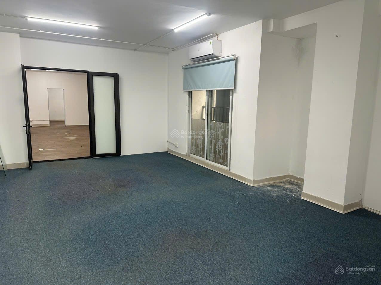 cho-thue-van-phong-200m2-nguyen-hoang-lo-goc-2-mat-thoang-3