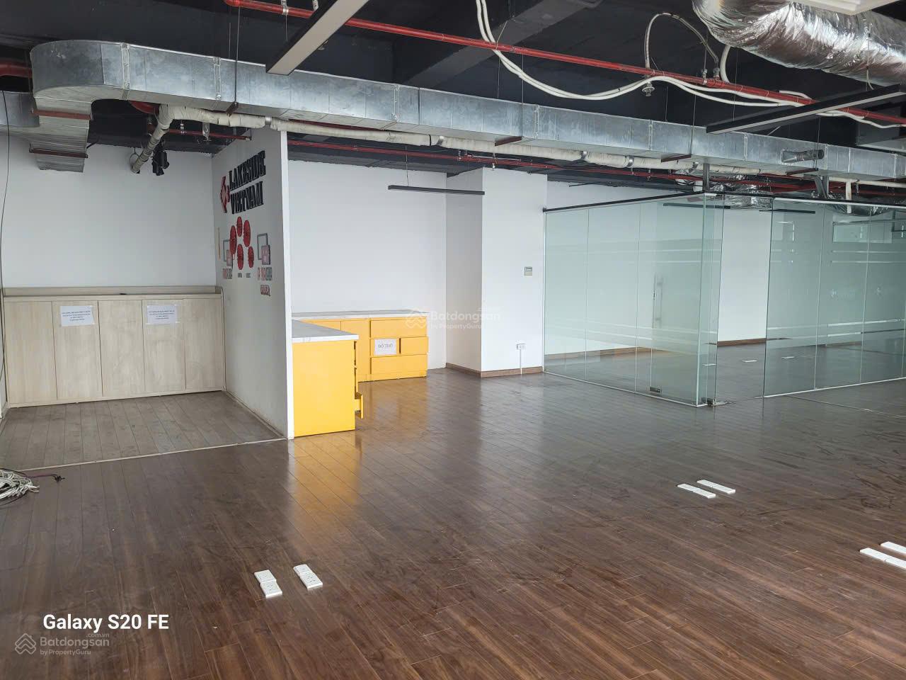 cho-thue-van-phong-md-complex-full-noi-that-gia-tot-2