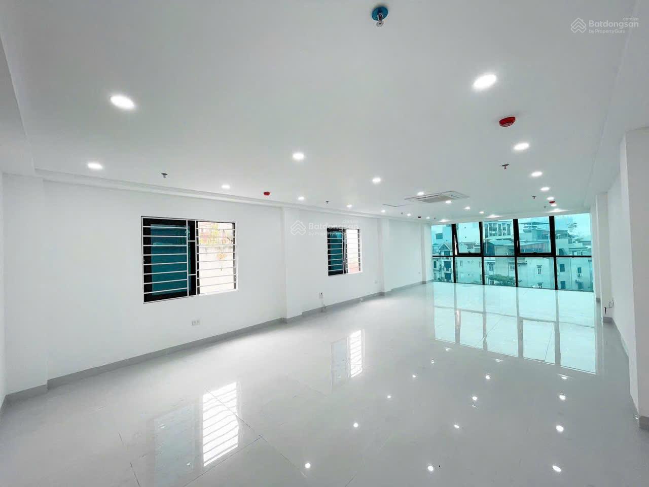 cho-thue-vp-moi-keng-doi-dien-tieu-hoc-my-dinh-2-view-kinh-gia-16tr-5